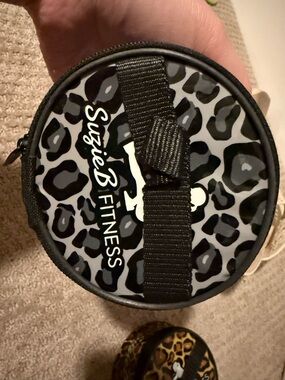 SuzieB Fitness Leopard Print- Light/Medium long band for exercise